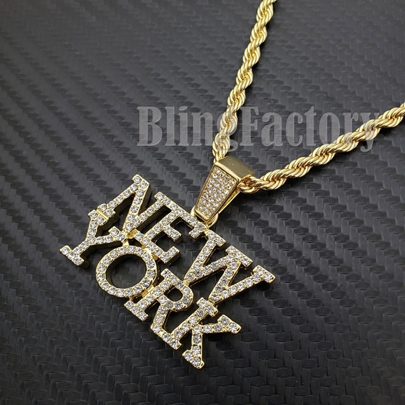 NEW YORK Pendant & 24" Rope Chain Fashion Necklace - Picture 3 of 3
